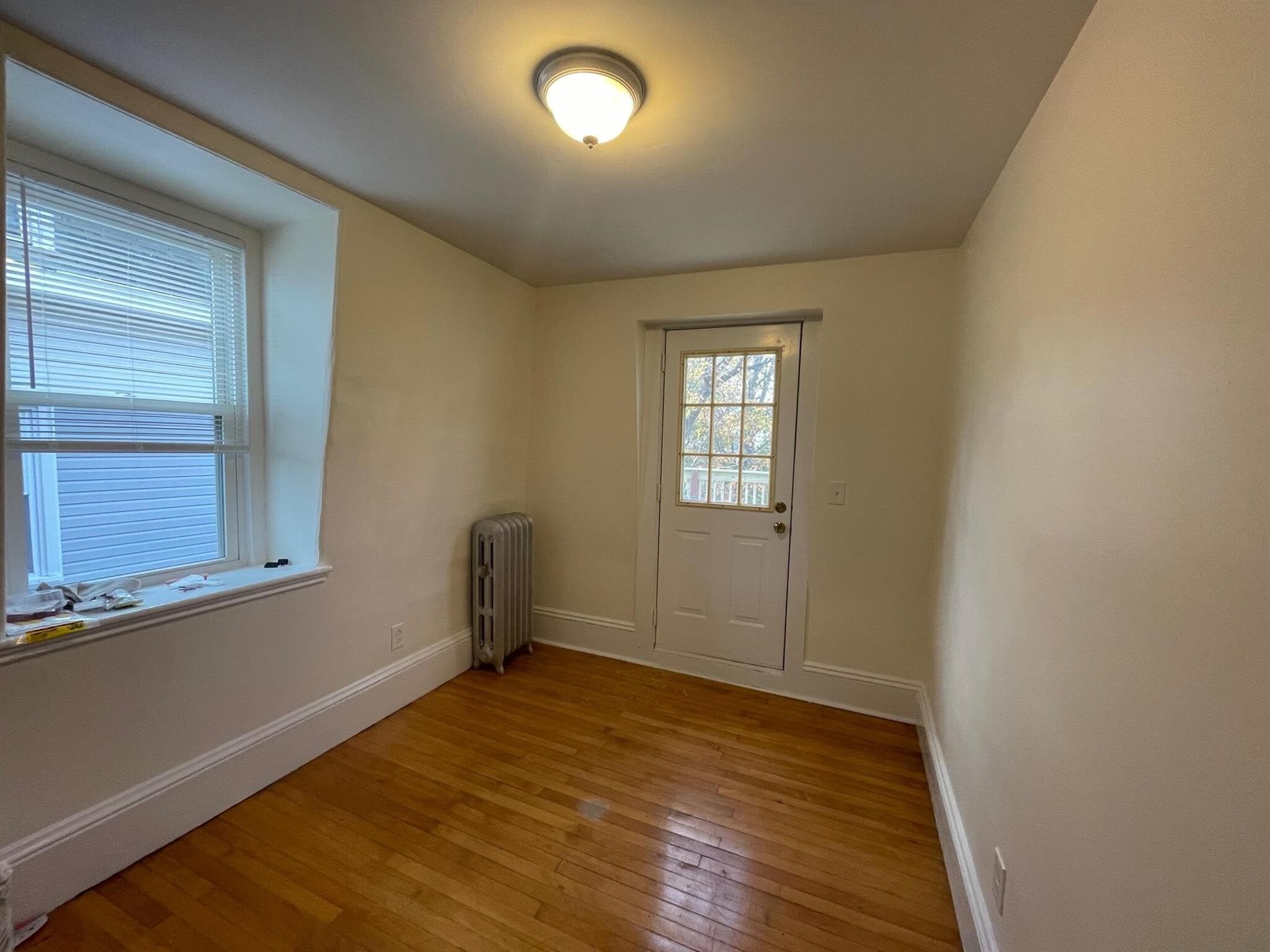 Building Photo - 9 Moore St