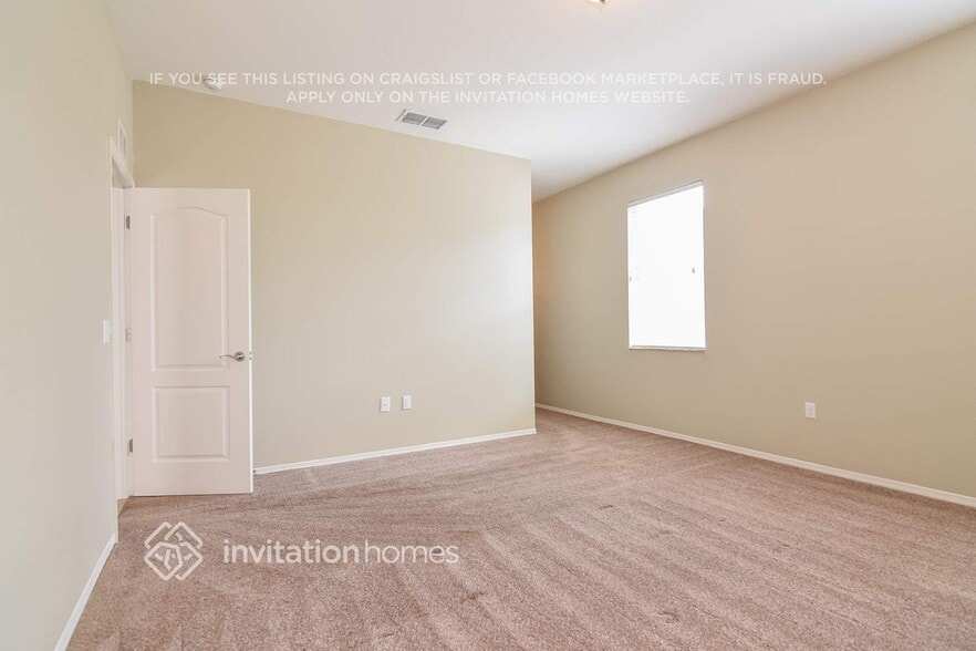 Building Photo - 6530 Evergreen Park Dr