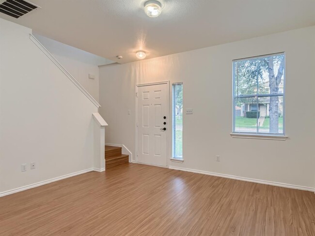Building Photo - 13913 Harris Ridge Blvd