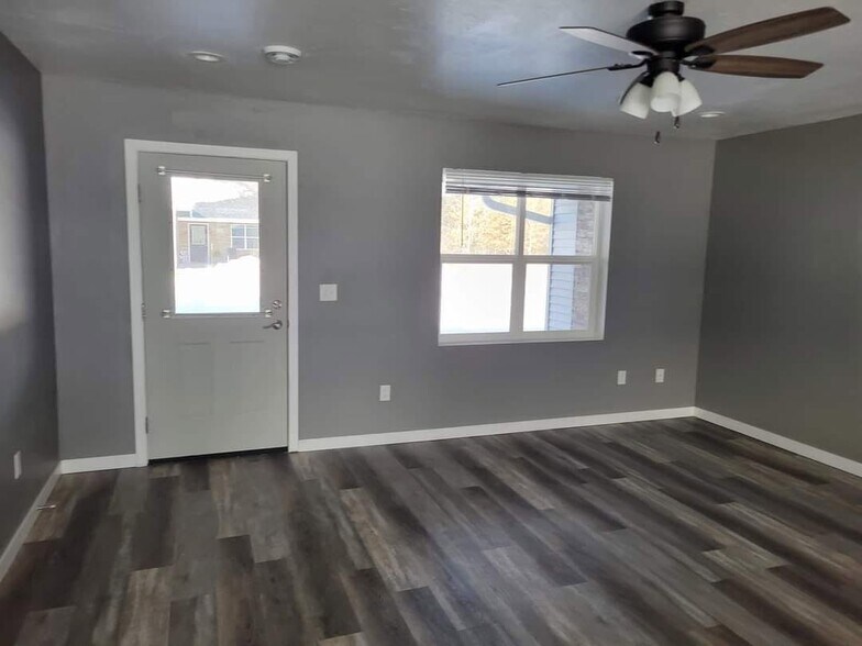 Building Photo - N2473 Isabelle Ln