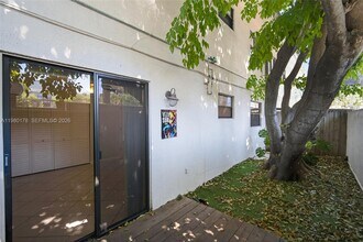 Building Photo - 3265 Virginia St