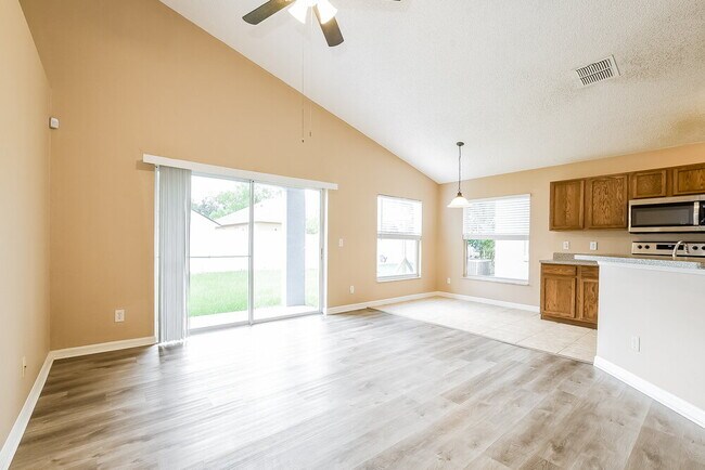 Building Photo - 1524 Lalique Ln