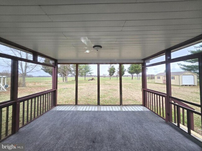 Building Photo - 873 Skeeter Neck Rd