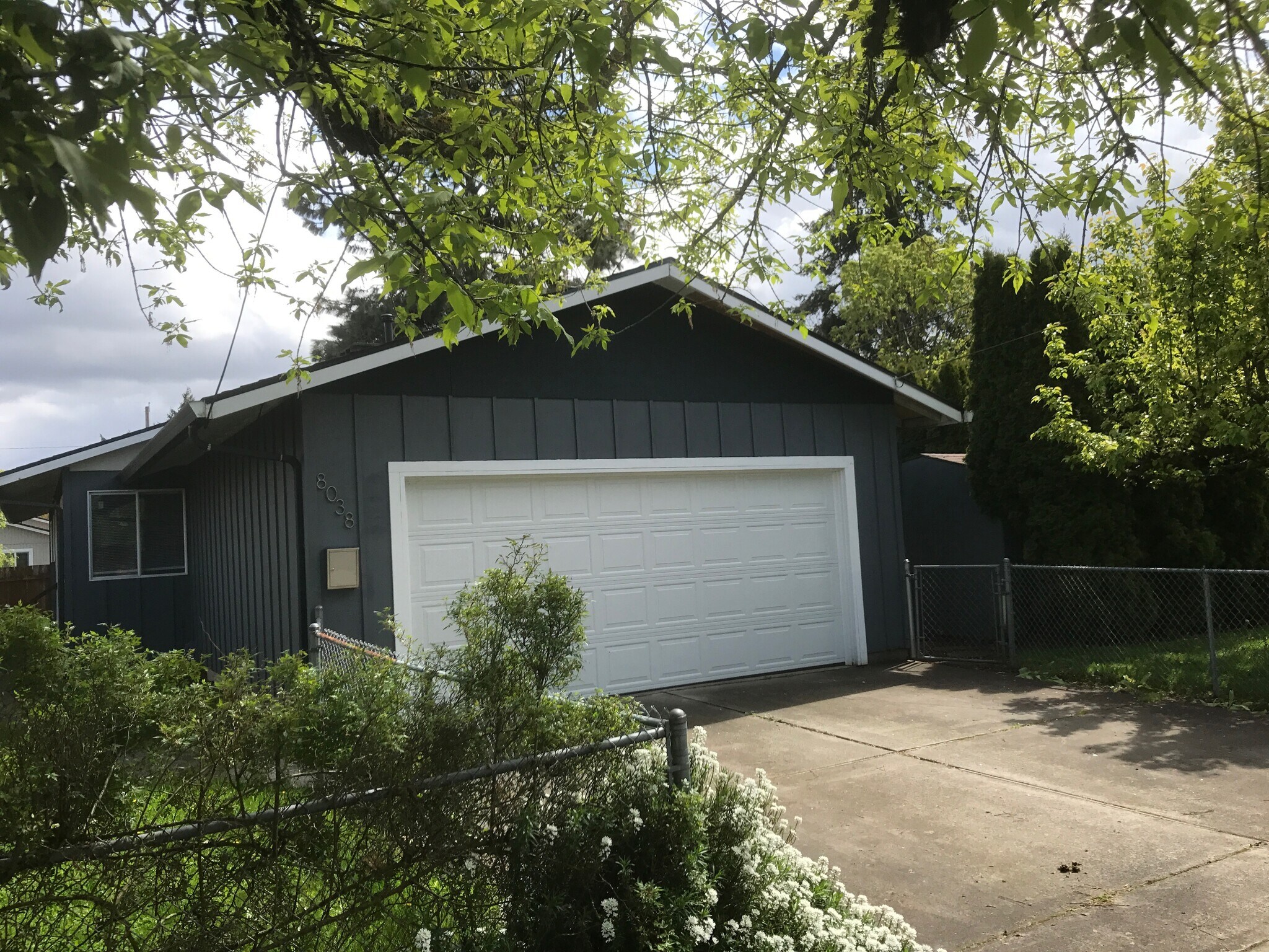Garage - 8038 N Wayland Ave