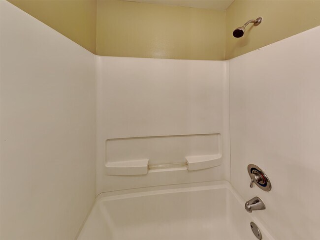 Building Photo - 3926 Cloudbluff Ln