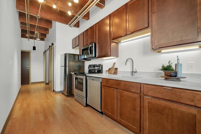 Building Photo - 115 W Galena Blvd