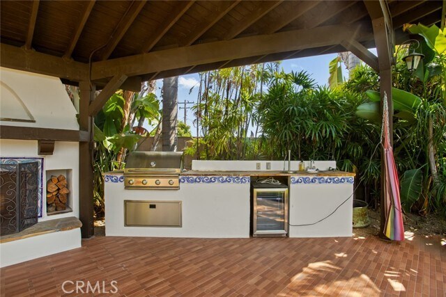 Building Photo - 1746 N Vallejo Way