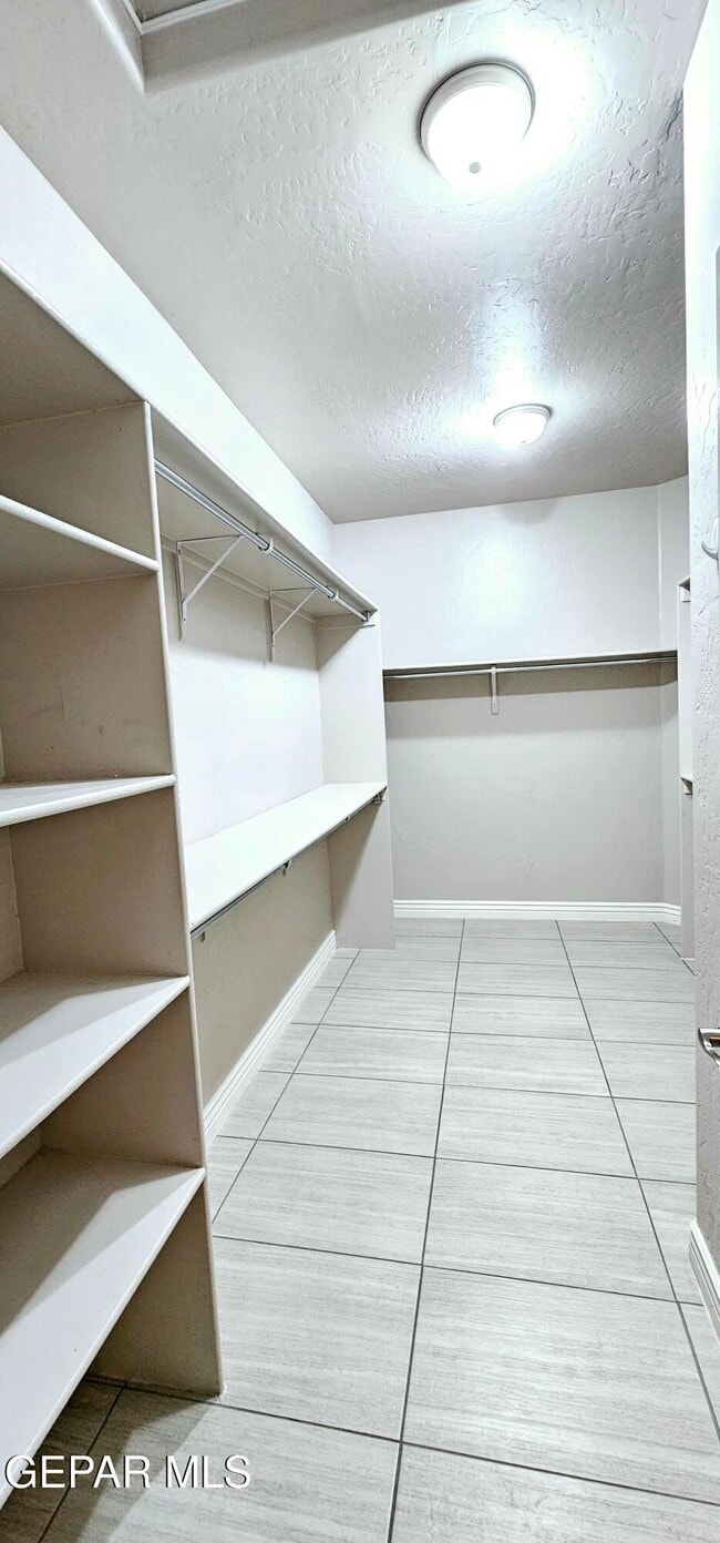 Building Photo - 3151 Red Velvet Pl