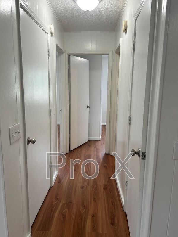 Building Photo - 409 Park St