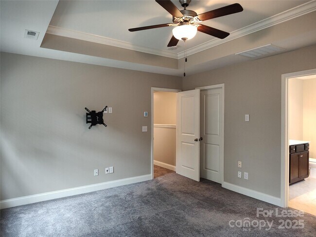Building Photo - 9415 Segundo Ln