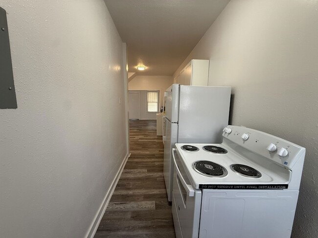 Building Photo - 2567 Rusk St