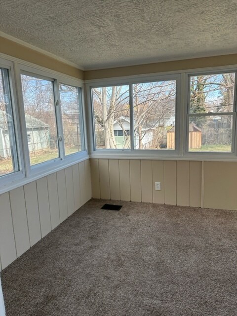 Building Photo - 90 Mayflower St