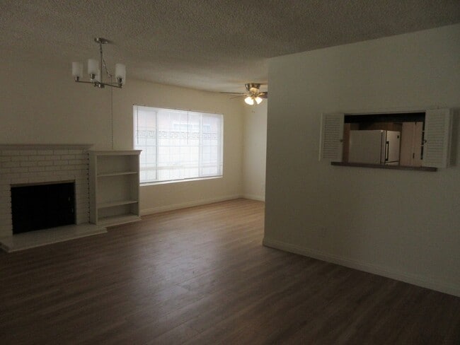 Building Photo - Duggan Property Management, Inc Presents -North Hills (4 bed, 2 bath)
