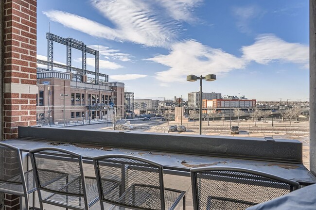 Building Photo - Urban Condo in Downtown Denver