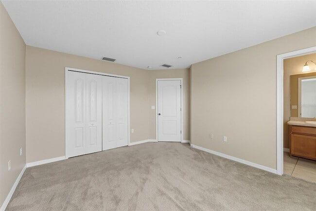 Building Photo - 2521 Lexington Oak Dr