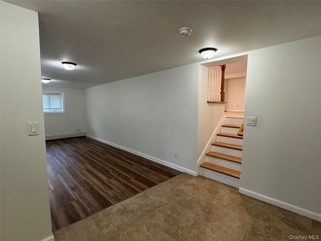 Building Photo - 26 Fox Ln