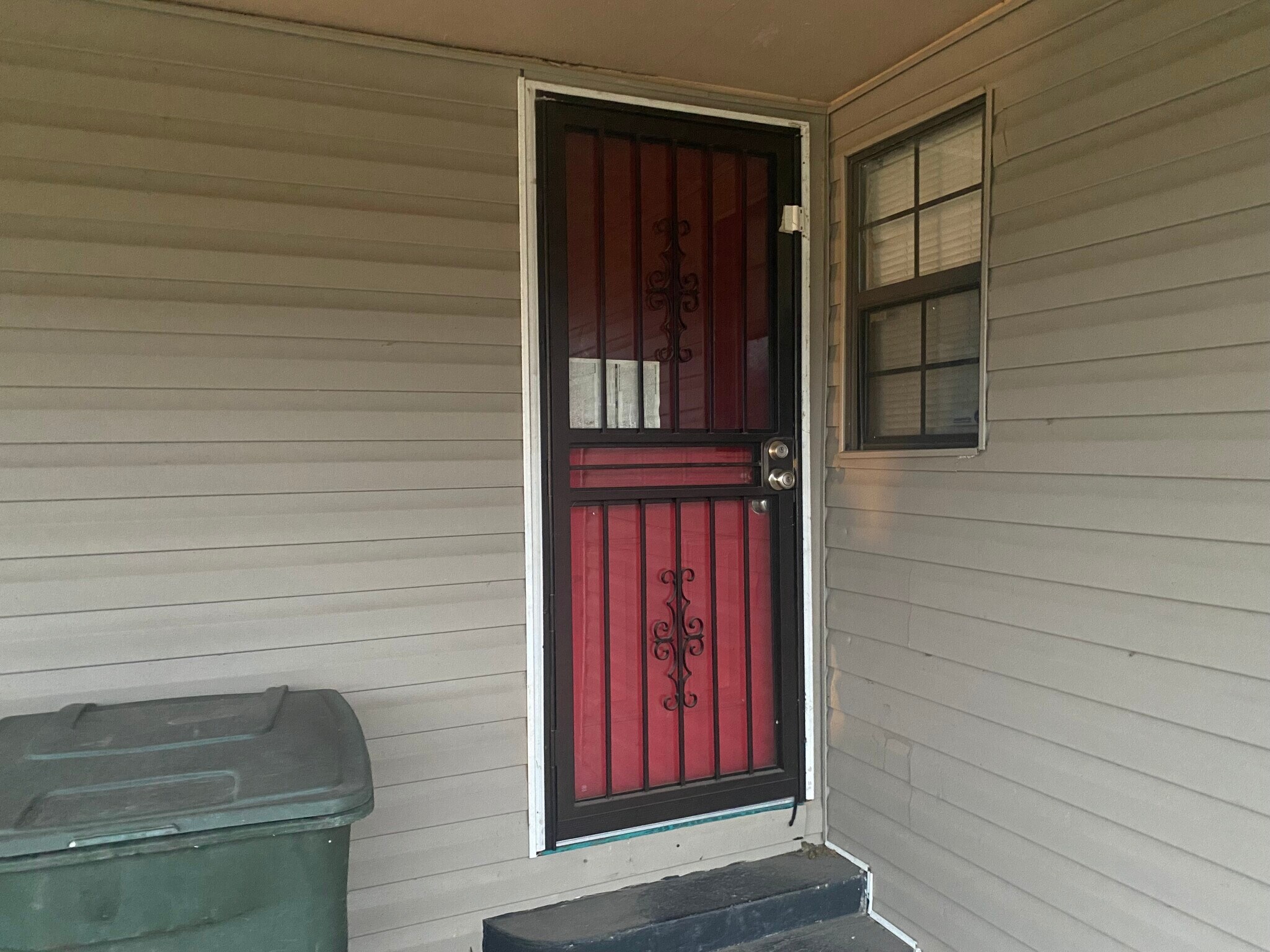 Building Photo - 1103 S Lilly St