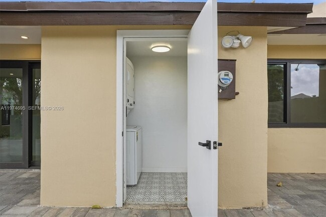 Building Photo - 11959 SW 122nd Ct