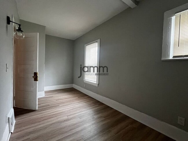 Building Photo - 2602 Vega Ave