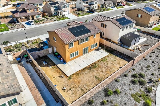 Building Photo - Beautiful Two-Story 4 Bed/3 Bath Home In Perris!