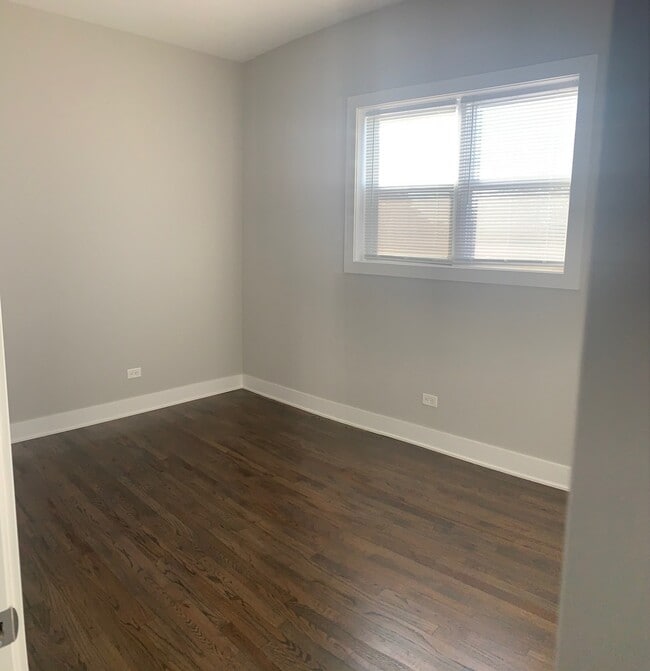 Building Photo - 3328 W Le Moyne St