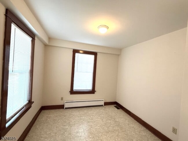 Building Photo - 165 NJ-23