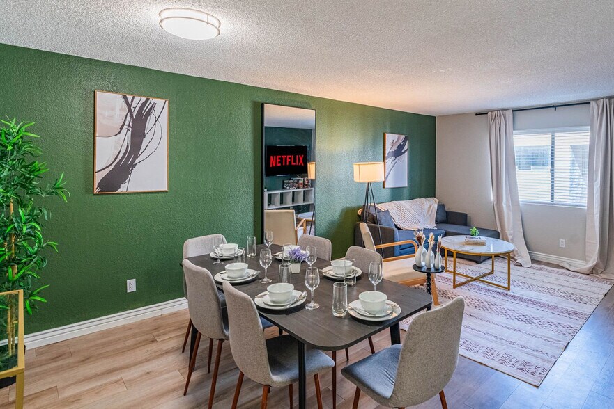 Building Photo - 8550 E McDowell Rd