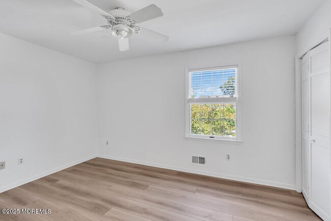 Building Photo - 505 Woodland Ave