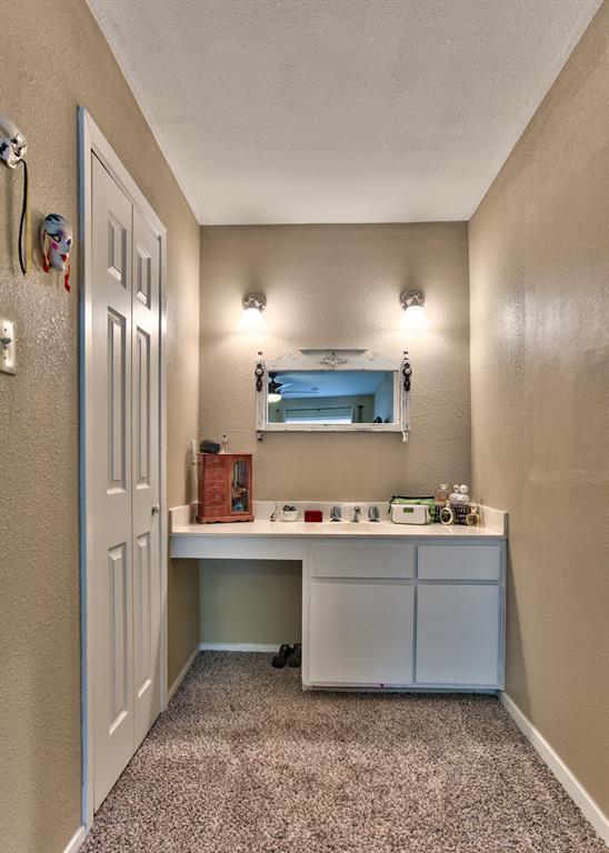 Building Photo - 12300 Hickorystick Cove