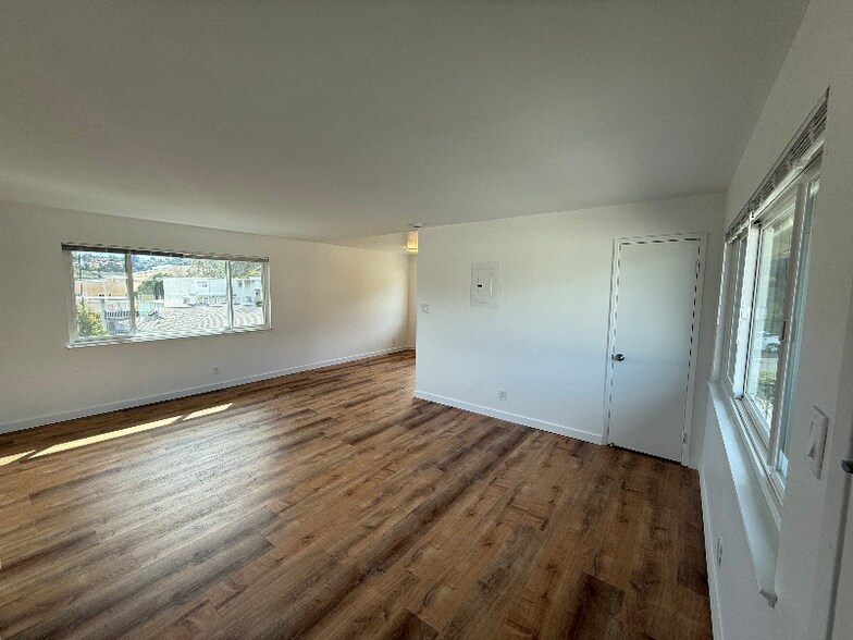 Building Photo - 1205 Geraldine Way
