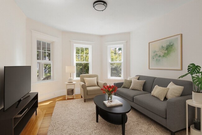 Building Photo - 105 Fayerweather St