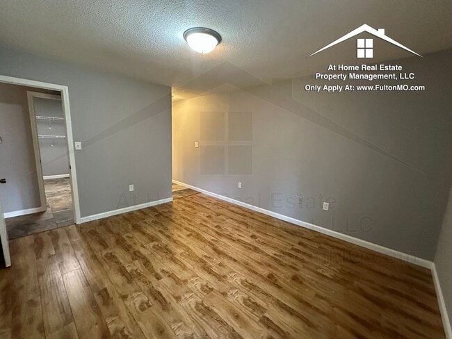 Building Photo - 107 Spruce Dr