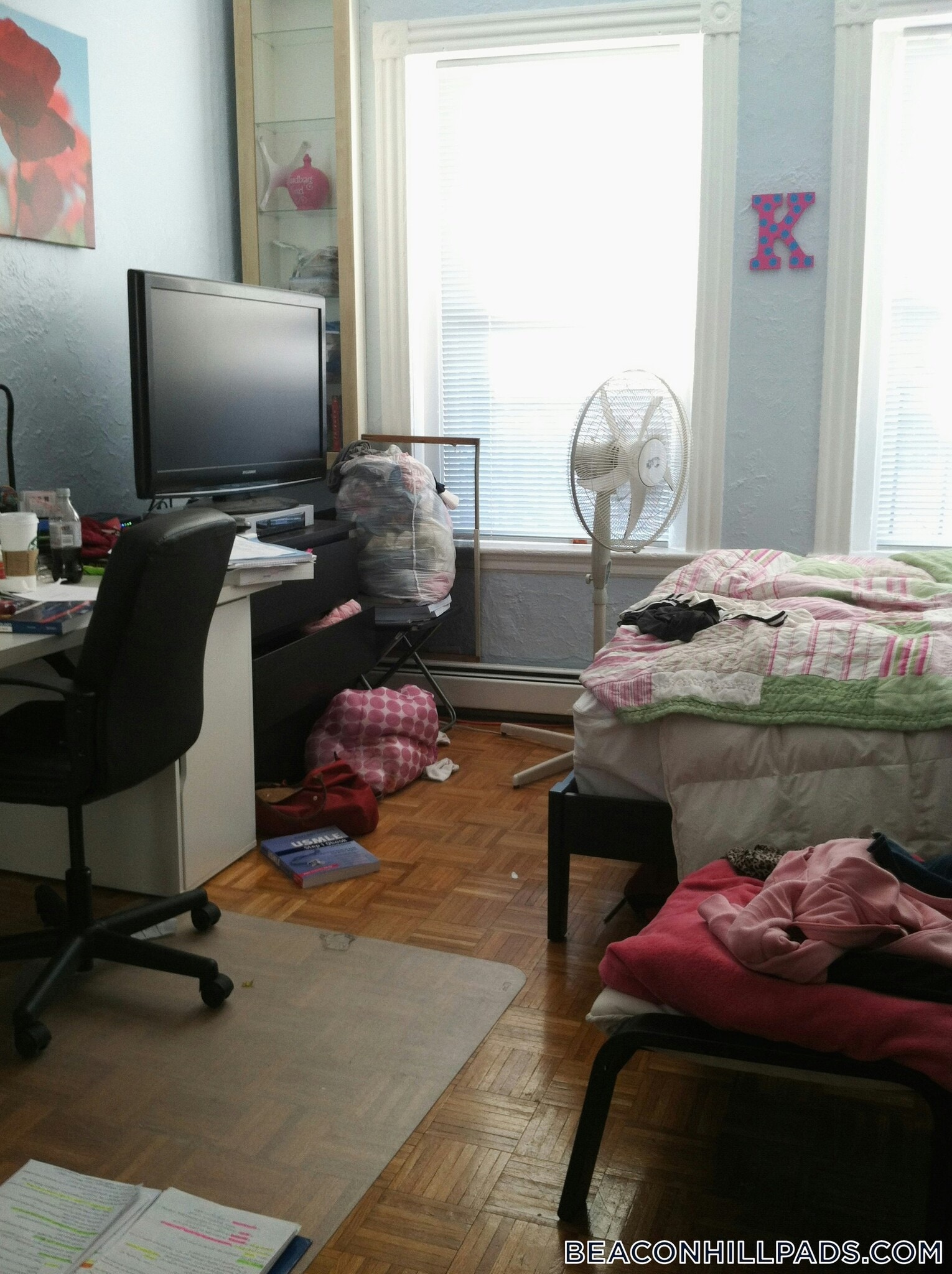 Building Photo - 40 Anderson St