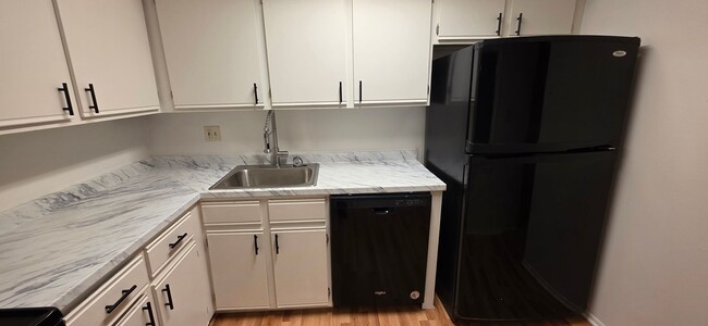 Building Photo - Stony Creek 2 Bedroom 2 Bath condo for rent $1,800/month