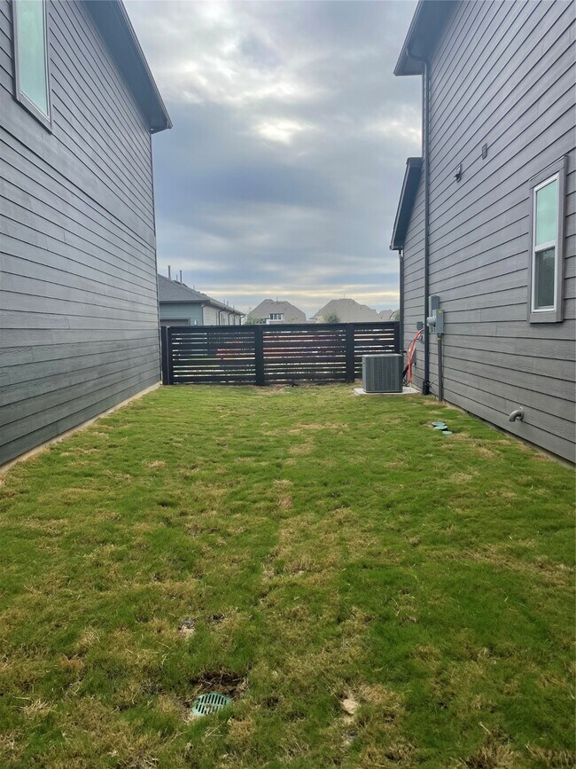 Building Photo - 18607 Courteous Wy