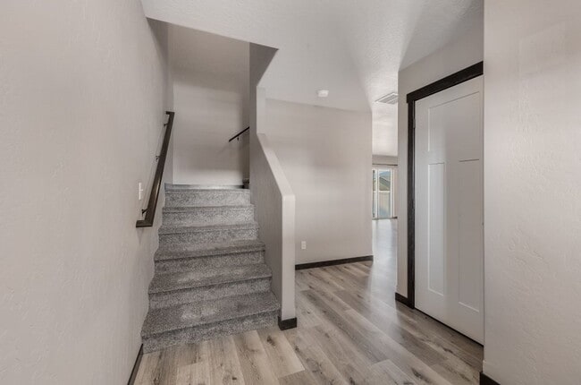 Building Photo - Brookshire Community 3 bed 2.5 bath