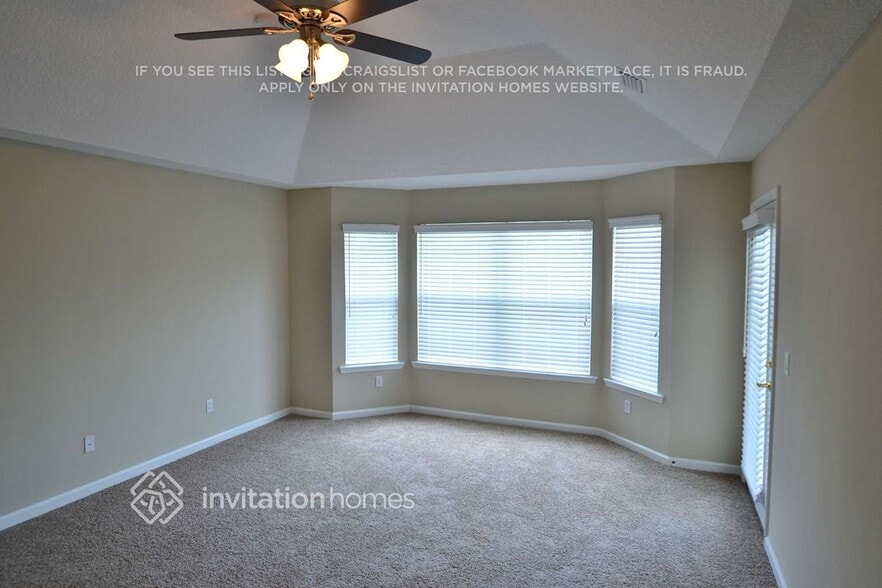 Building Photo - 14656 Preserve Landing Dr E