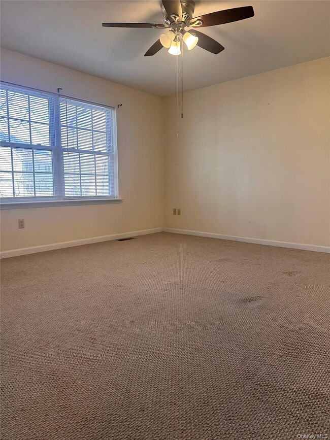 Building Photo - 105 N Montgomery St