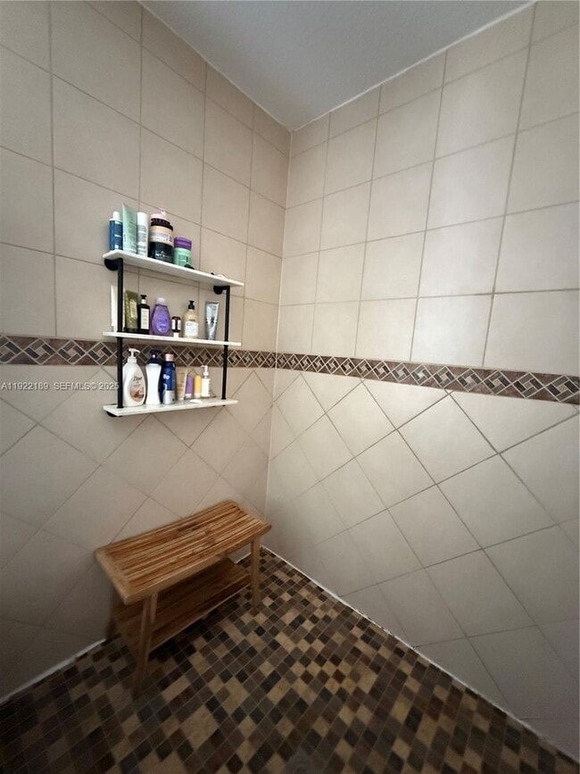 Building Photo - 9823 W 34th Ln