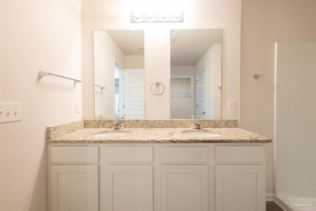 Building Photo - 4119 Whitetail Ln