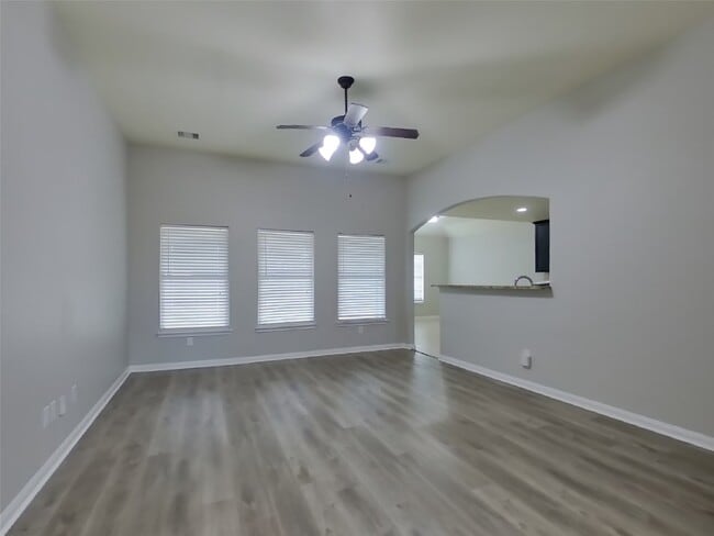 Building Photo - 27005 Wichita Ct