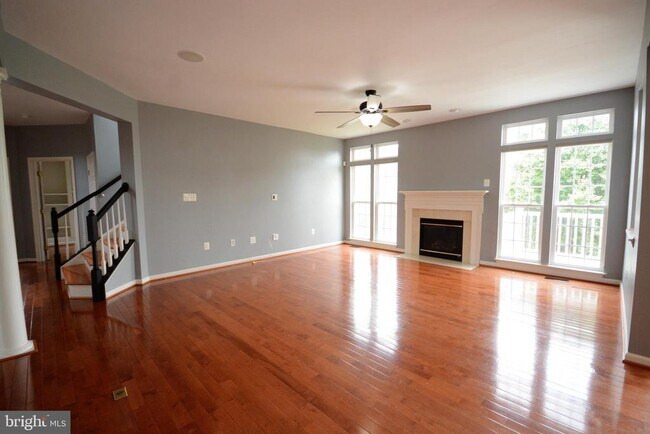 Building Photo - 120 Galyn Dr
