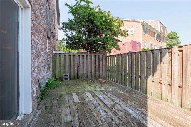 Building Photo - 9860 Hagel Cir