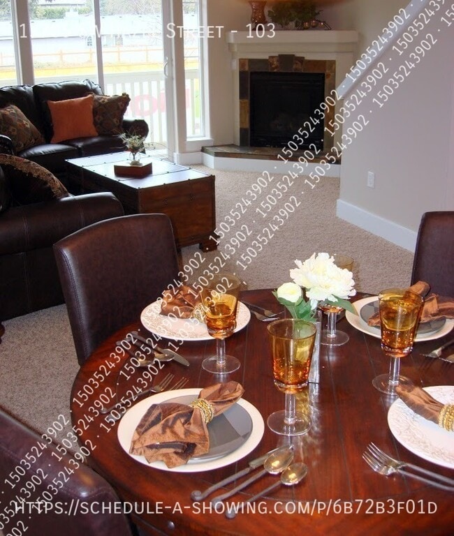 Building Photo - 13705 SW Hazel St