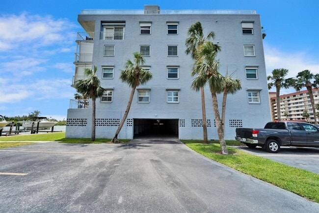 Building Photo - 18325 Gulf Blvd