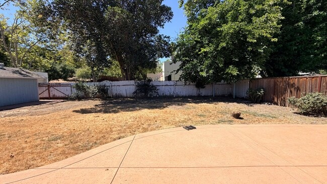 Building Photo - 5308 Lightwood Dr
