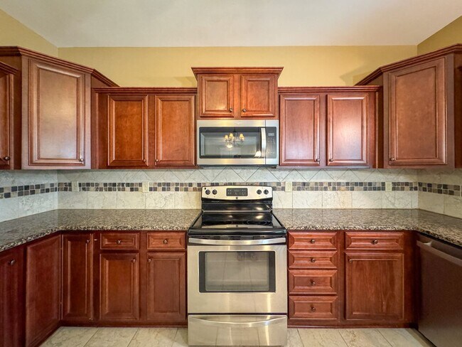Building Photo - 2900 Blackwater Ct