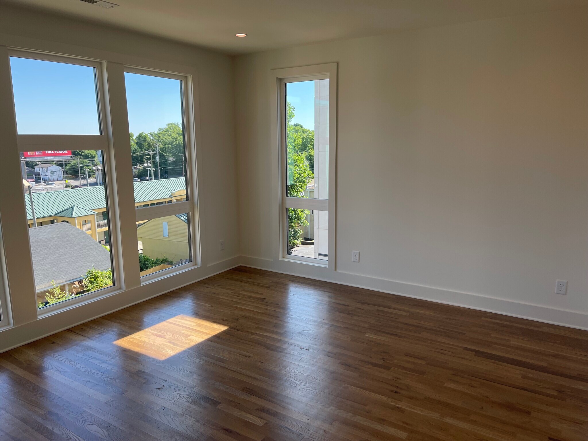 Master Bedroom - 110 Oceola Ave