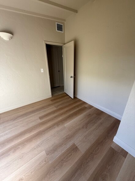 Building Photo - 1608 SW 13th St