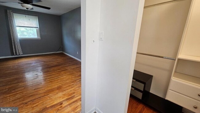Building Photo - 328 Rees Dr